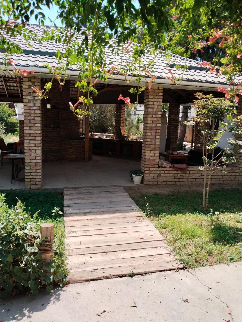 Arman Otel Saryaghash Dış mekan fotoğraf